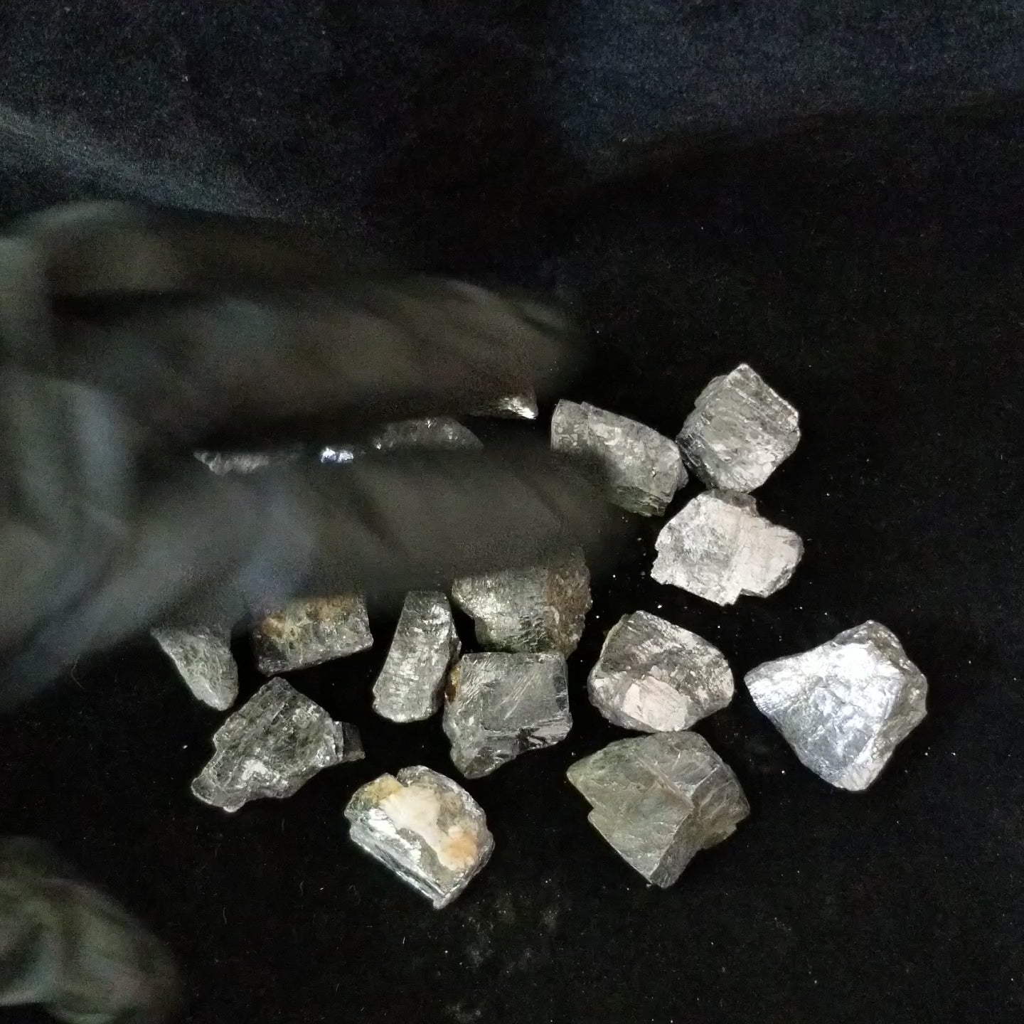 GALENA Raw Natural Stone Crystal Lot vid2